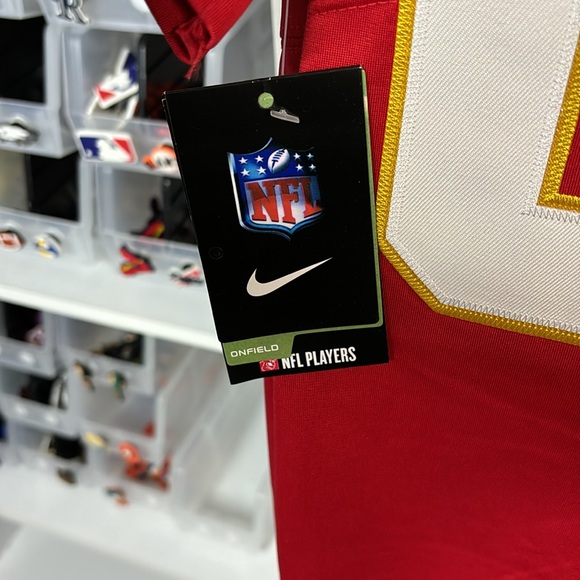 Kansas City Chiefs Travis Kelce #87 - Picture 4 of 5